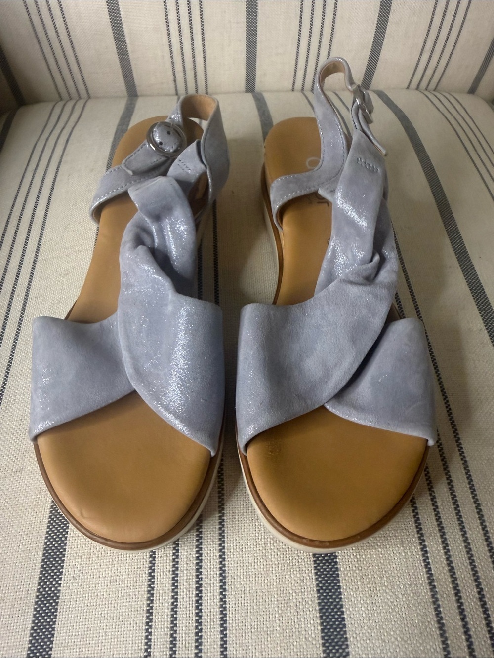 Gabor Light Gray Knotted Slingback Wedges